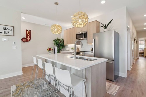 Awesome 2Bd/2ba for Bourbon Trail, Derby or Work!