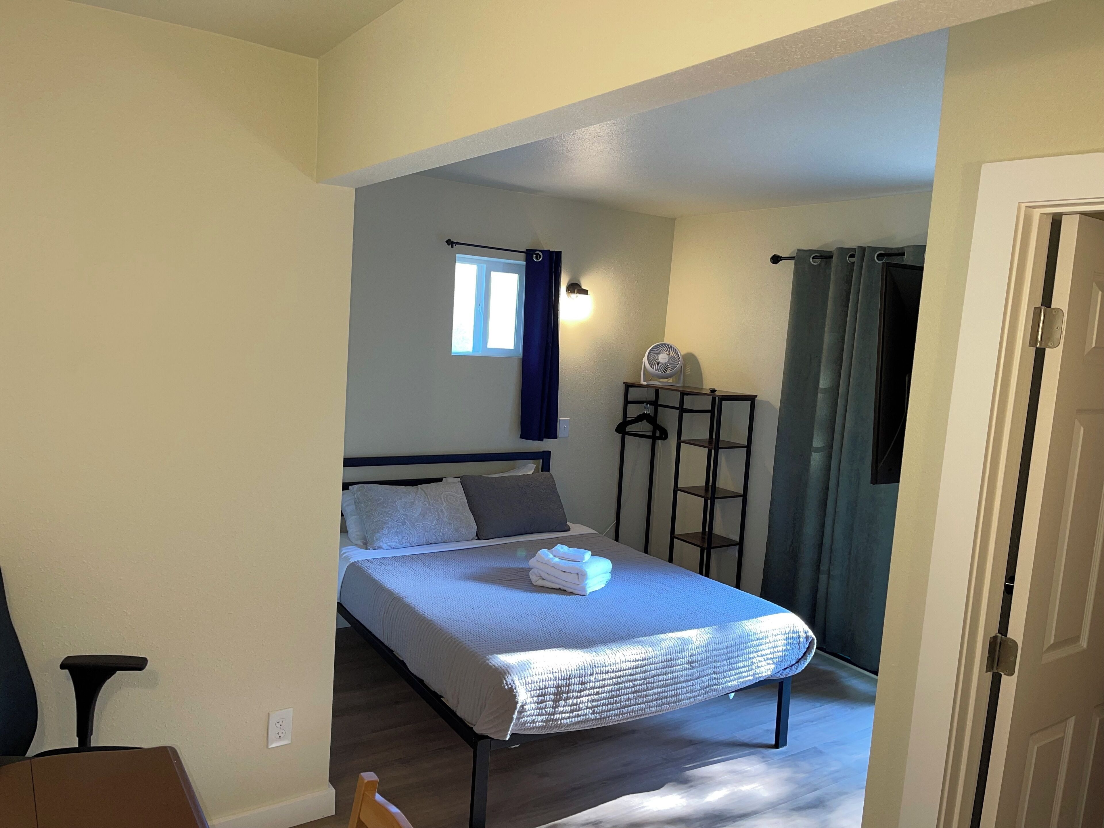 1 bedroom, WiFi, bed sheets