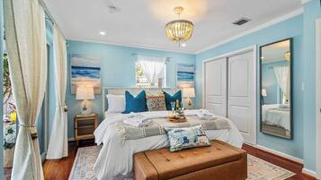 4 bedrooms, iron/ironing board, travel crib, free WiFi