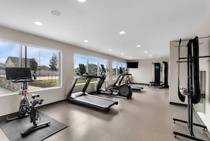 Work out with a view at this gym, featuring treadmills, an elliptical trainer, and a stationary bike.
