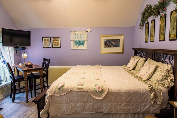 1 bedroom, iron/ironing board, WiFi