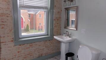 Douche, serviettes fournies