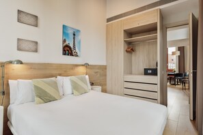 2 habitaciones, tabla de planchar con plancha y wifi gratis 