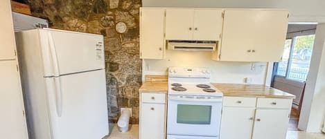 Refrigerador, microondas, parrilla de estufa y lavavajillas