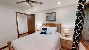 5 Schlafzimmer, Bügeleisen/Bügelbrett, kostenloses WLAN, Bettwäsche