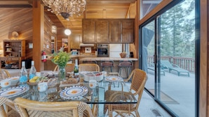 บ้านพัก (4 Bedrooms) | ภายใน