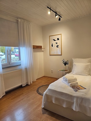 1 makuuhuone, silitysrauta/-lauta, Wi-Fi, vuodevaatteet