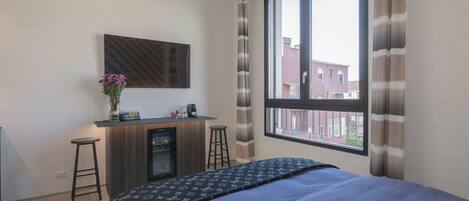 开间, 吸烟房, 厨房 | 床单