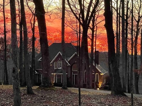 Castle - Bedrooms and Entertainment Loft w/ Deck C46