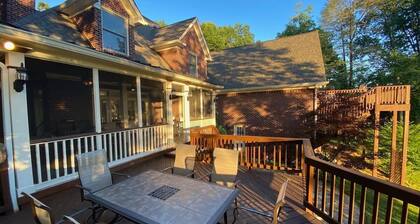 Exec house in forest- 3 bedroom C235