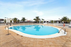 Pool - Home2Book Serene Canary Style House, Garden & Pool (Playa Blanca)