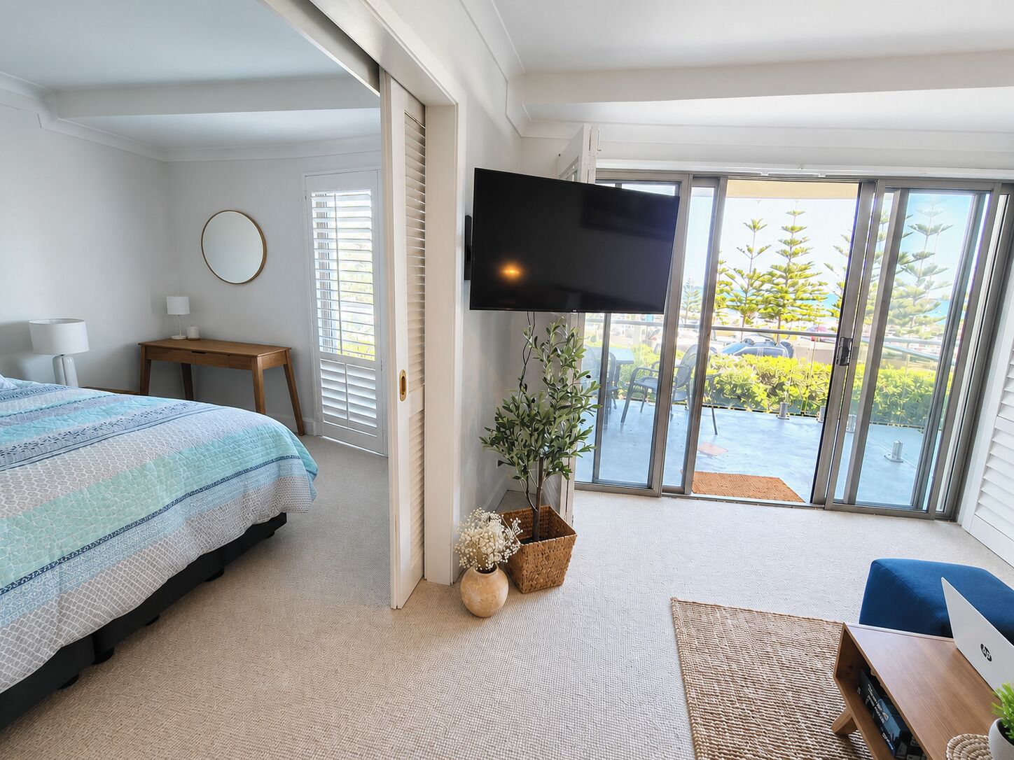 2 slaapkamers, een strijkplank/strijkijzer, gratis wifi, beddengoed