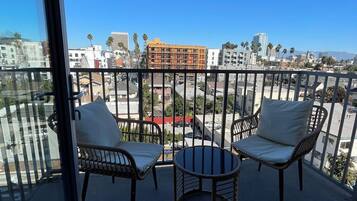 Classic Apartment | Terrace/patio