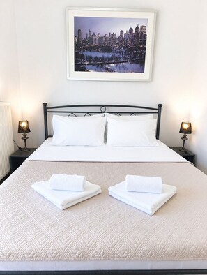 1 chambre, fer et planche à repasser, Wi-Fi gratuit, draps fournis