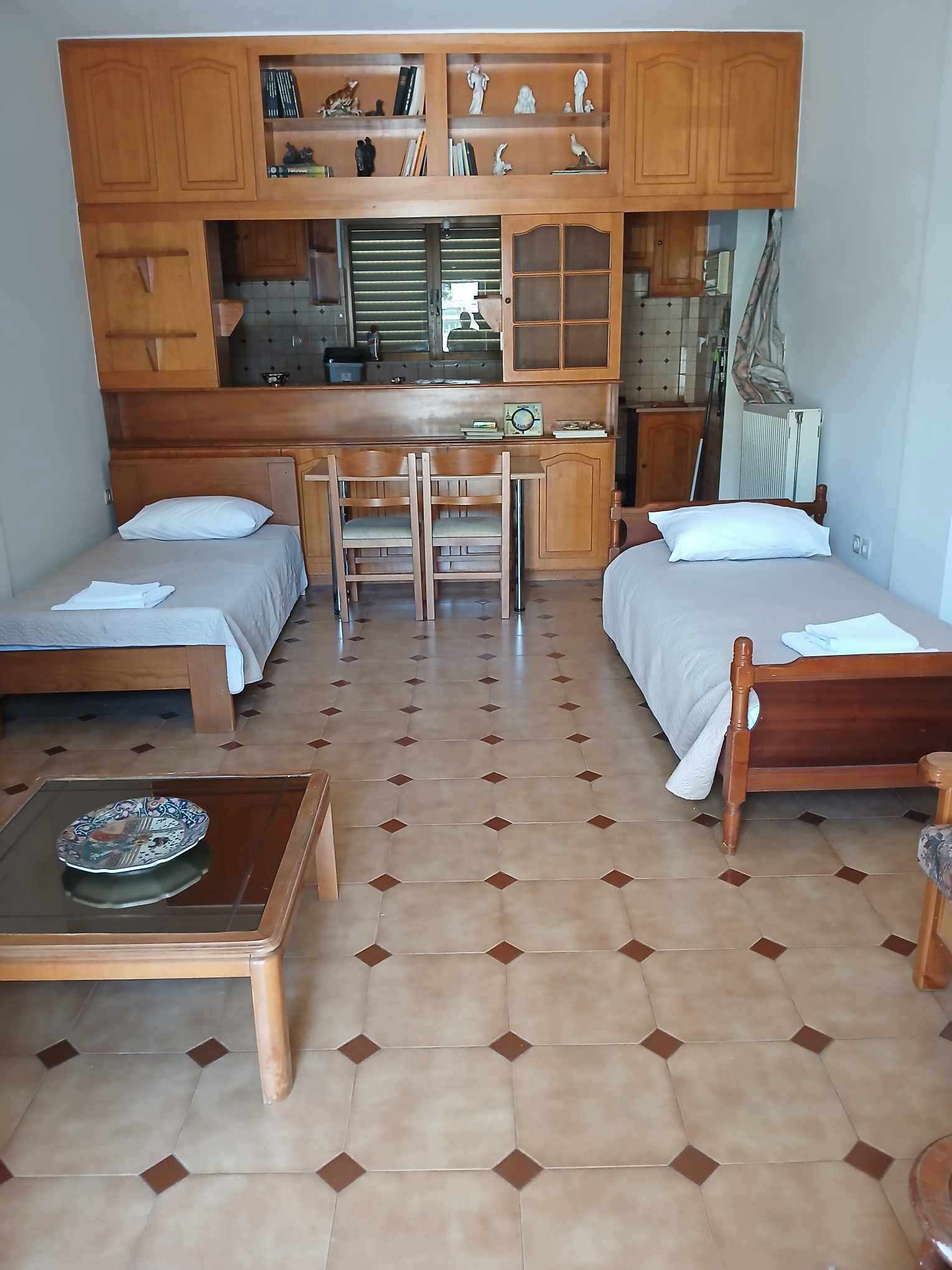 1 soverom, strykejern/-brett, wi-fi (inkludert) og sengetøy