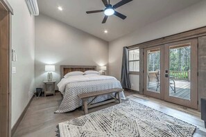 2 habitaciones, cuna de viaje, wifi gratis y ropa de cama 