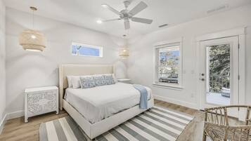 House (4 Bedrooms) | 4 bedrooms, iron/ironing board, bed sheets