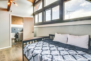 2 slaapkamers, een bureau, een strijkplank/strijkijzer, internet