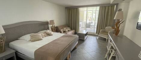 1 chambre, coffres-forts dans les chambres, bureau