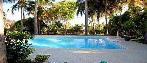 Piscina externa
