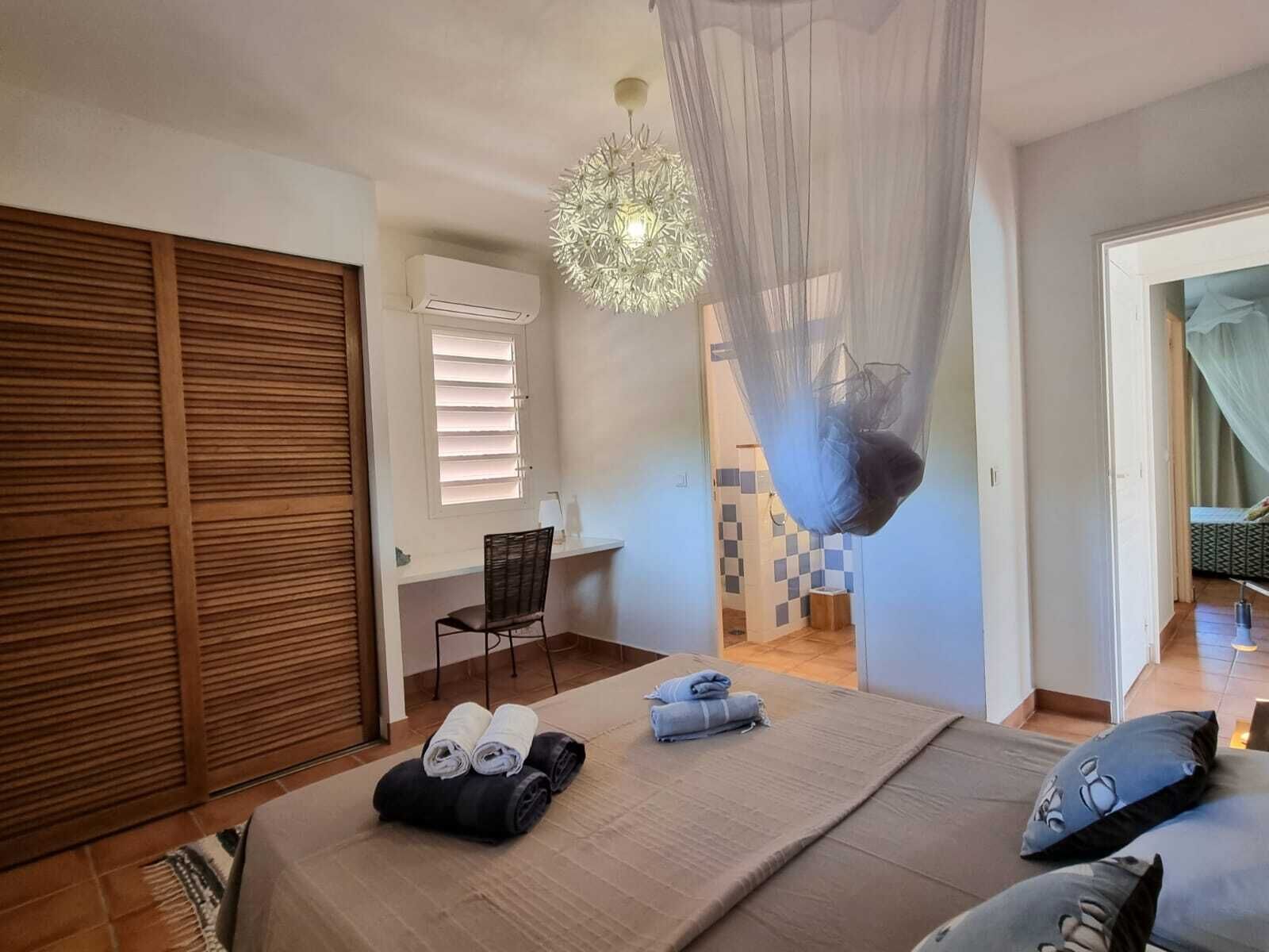 2 bedrooms, desk, iron/ironing board, travel cot