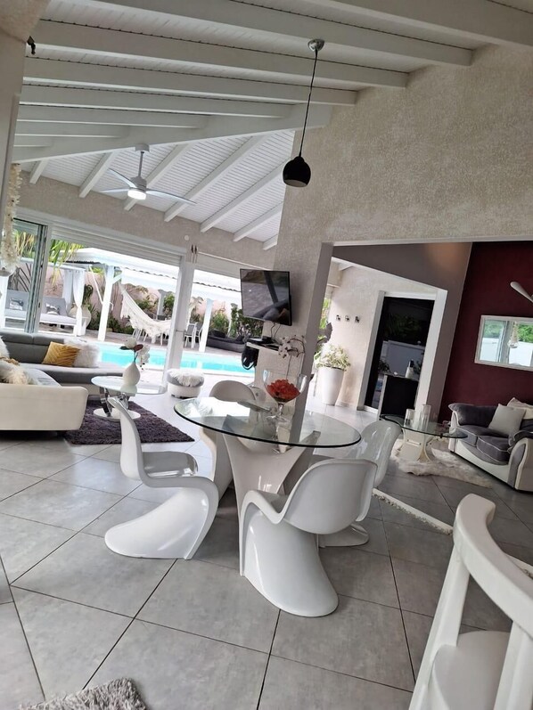 Dining - Villa Almeida**** near beach - Sainte-Anne (Sainte-Anne)