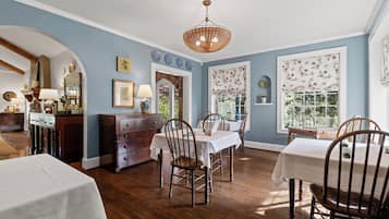 Dining room