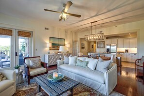 House (3 Bedrooms) | Front of property