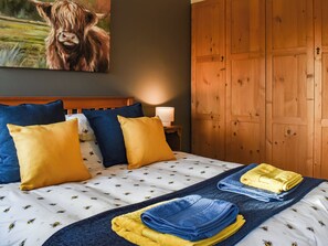 1 bedroom, free WiFi, bed sheets