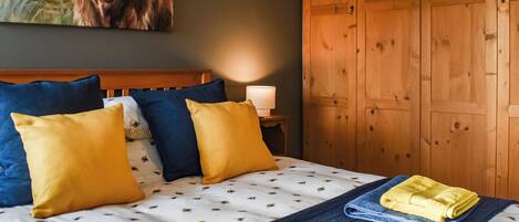1 bedroom, free WiFi, bed sheets