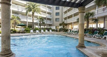 Oceanfront Condo~Heated Pool~Walk to Beach~Views