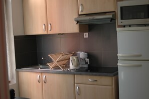 Private kitchen - Apartment F1 (Lyon)