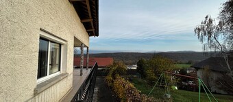 Large apartment on the Swiss border, trains and buses to Geneva