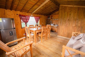 LA ALEMANA | Private kitchen | Cookware/dishes/utensils - Eco hotel primavera (La Vega)