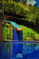 2 outdoor pools, pool umbrellas