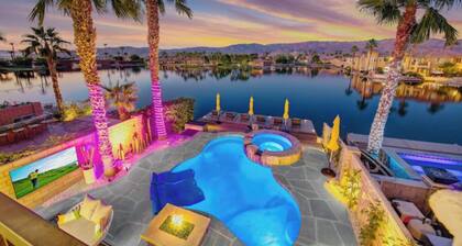 Water Front Luxury/Steam Room+Pool+Spa+BBQ