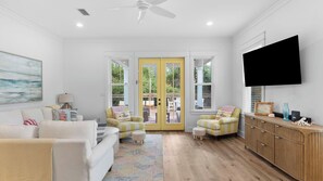 Interior - Priv Heated Pool + Hot Tub, Boat-friendly, Sleeps 16! Good Times by Avantstay (Santa Rosa Beach)