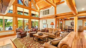 Smart TV, fireplace, offices