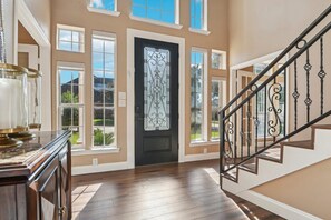 Interior - Luxurious, spacious, private- yet close to all of DFW's finest attractions. (North Richland Hills)