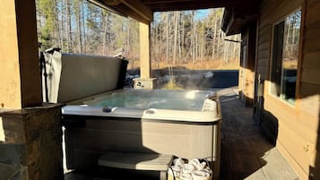 Bain à remous extérieur