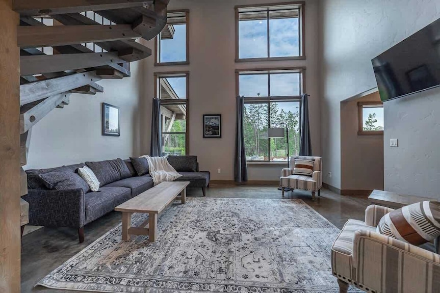 Glacier Park Luxury Condo Hot Tub Garage2b/2ba - West Glacier, MT