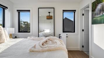 6 dormitorios, tabla de planchar con plancha, wifi gratis y ropa de cama