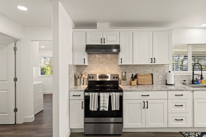 Luxury Retreat in Napa Valley – Two Stunning Homes on a Private Gated Estate