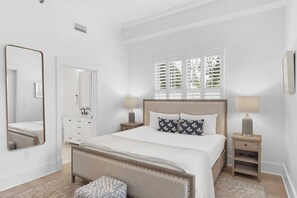 Apartment (4 Bedrooms) | Interior - Lazy Duck Retreat by Avantstay Blue Mountain Priv Beach Access Pool + Patio (Santa Rosa Beach)