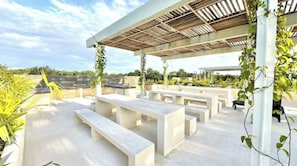 Outdoor dining - COCAY Lofts 110 - OMG Tulum Hidden Gem in the Jungle

 (Tulum)