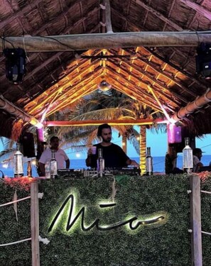 Bar (on property) - COCAY Lofts114 | OMG! Jungle Roof, Pet, WIFI 200MB

 (Tulum)