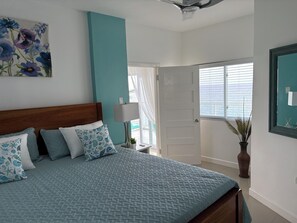 2 bedrooms, in-room safe, iron/ironing board, free WiFi - WatersEdge -B3 (Tower Isle)