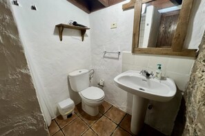 Unclassified image, 4 of 23, button - Casa Pino: Relax and Nature with Stunning Views (Adeje)