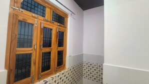 Deluxe Double Room, City View - Rudra Inn (Faizabad)