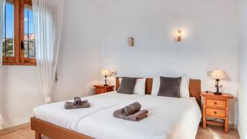 3 sovrum, strykjärn/strykbräda, gratis wi-fi och sängkläder